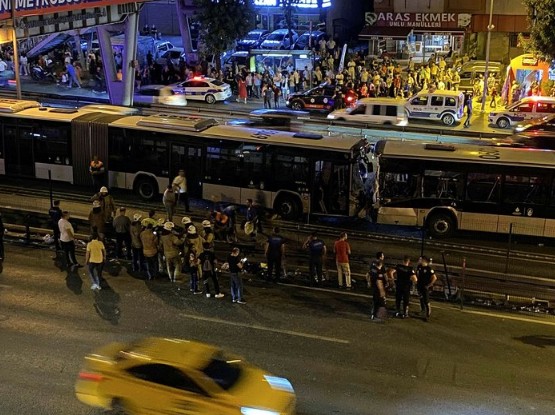 İBB Başkanı Ekrem İmamoğlu Avcılar'daki metrobüs kazası sonrası da ortaya çıkmadı!